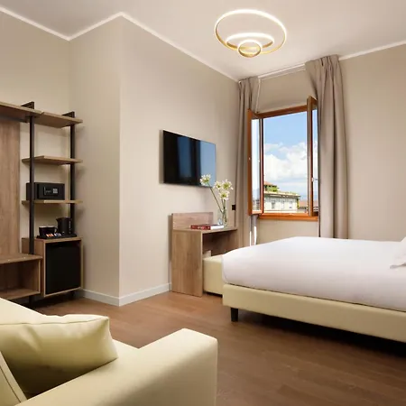 Essence Firenze